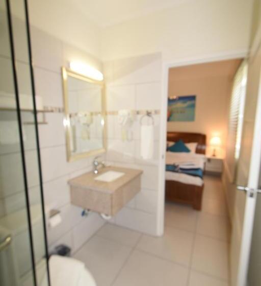 آپارتمان 1 خوابه با بالکن, Arena Condos Aruba   Few Steps From Eagle Beach!