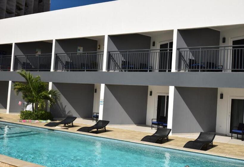آپارتمان 1 خوابه با چشم‌انداز استخر, Arena Condos Aruba   Few Steps From Eagle Beach!