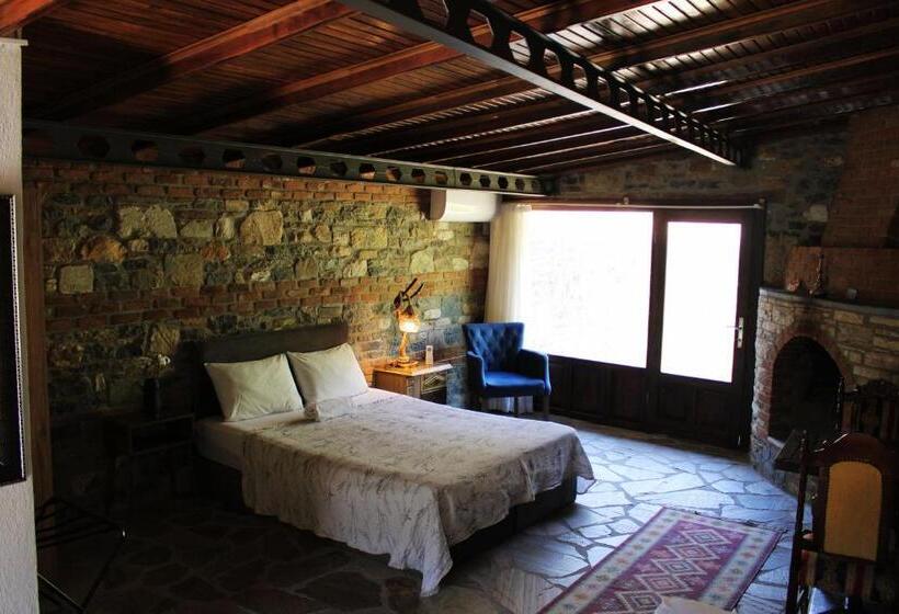 اتاق سوپریور, Pir Efes Konakları