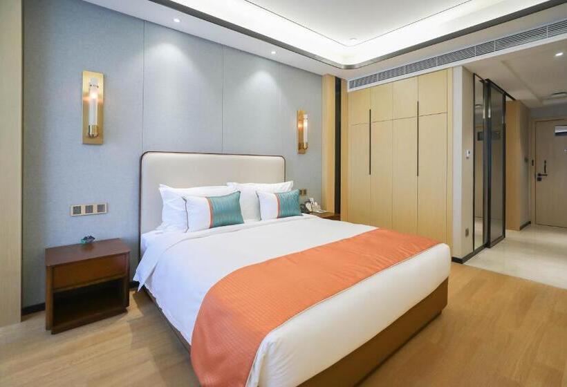 اتاق لوکس با تخت بزرگ, Jinling Funhome Hotel Nanjing Jiulong Lake   Nanjing South Railway Station