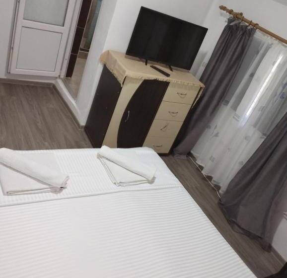 اتاق استاندارد, Casamarinela
