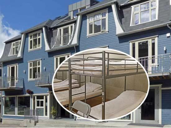 سرير فى غرفة مشتركه, Blue House Dormitory