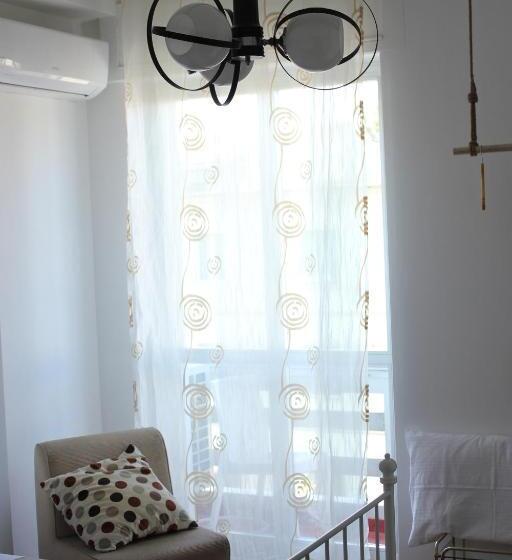 اتاق استاندارد, Odeon Rooms