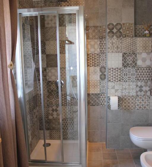اتاق استاندارد, Odeon Rooms