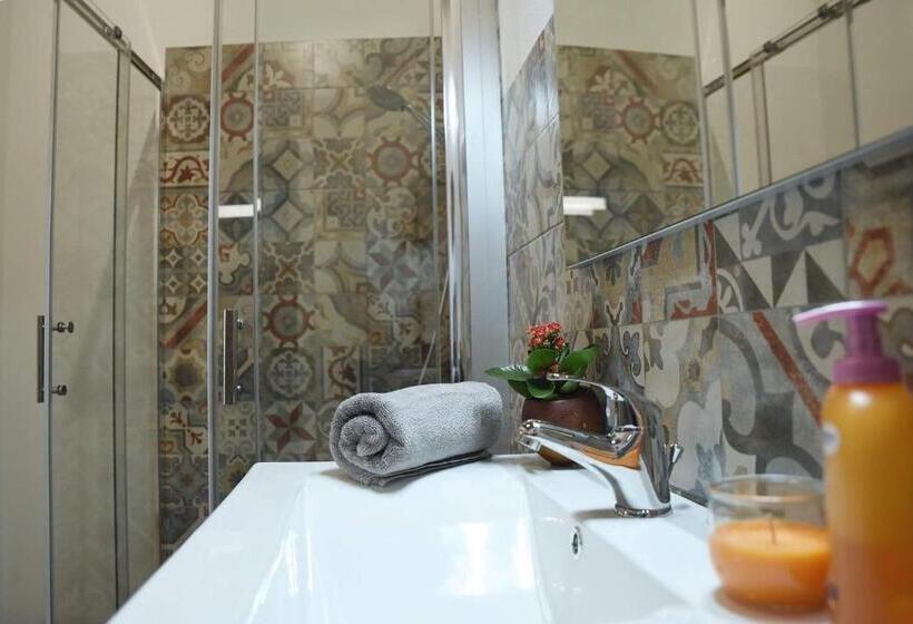 اتاق استاندارد, Centu Concas