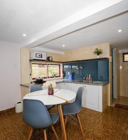 اتاق استاندارد, Tùng Homestay