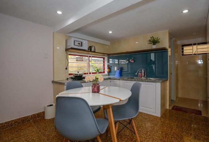 اتاق استاندارد, Tùng Homestay