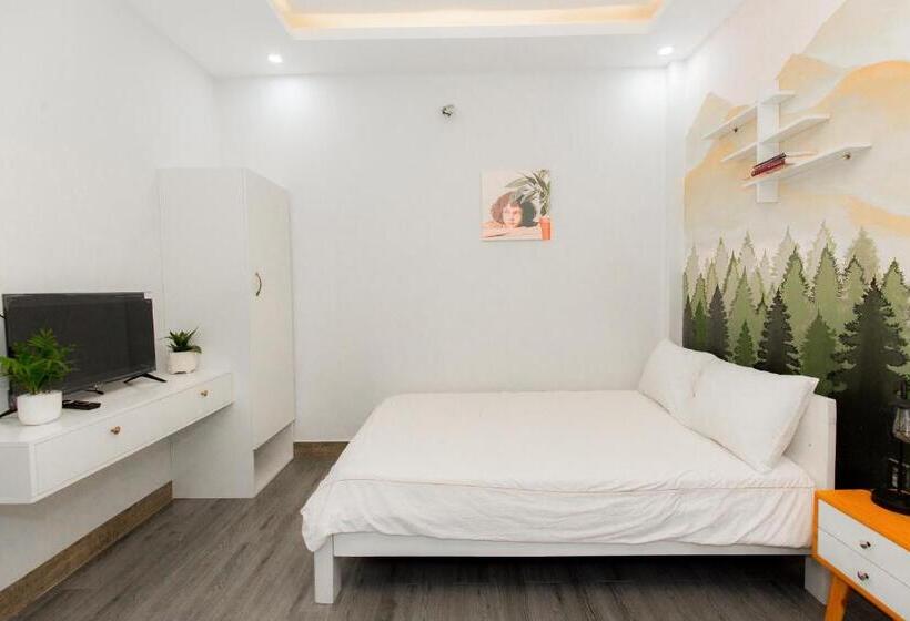 اتاق استاندارد با چشم‌انداز باغ, Tùng Homestay