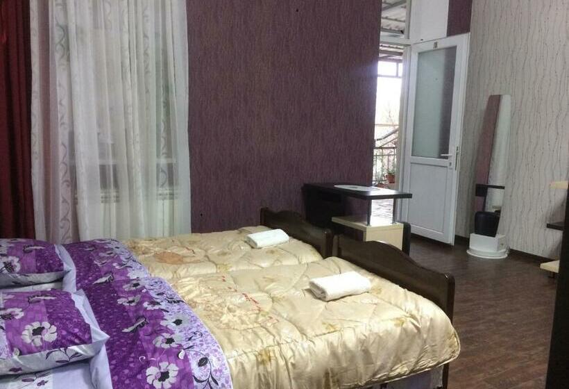 اتاق استاندارد, Guest House Loza