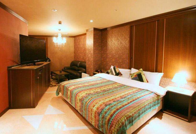 اتاق استاندارد, Sari Resort Daito