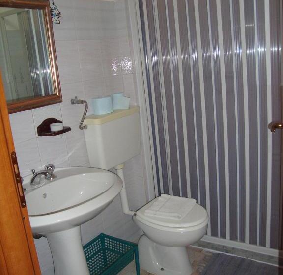اتاق استاندارد چهار تخته, Al Borgo Vacanze B&b