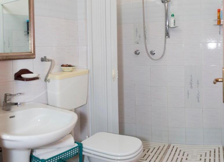 اتاق استاندارد چهار تخته, Al Borgo Vacanze B&b