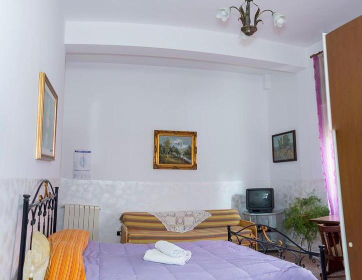 اتاق استاندارد چهار تخته, Al Borgo Vacanze B&b