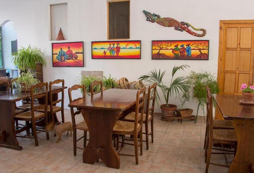 اتاق لوکس, Al Borgo Vacanze B&b