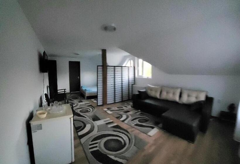 آپارتمان 1 خوابه, Casa Uila