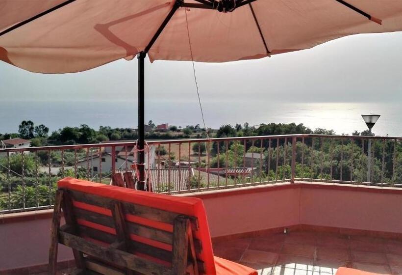 اتاق استاندارد با چشم‌انداز دریا, Agriturismo Agri Armonia