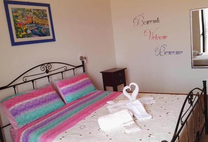 اتاق استاندارد با چشم‌انداز دریا, Agriturismo Agri Armonia