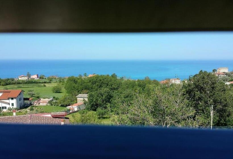 اتاق استاندارد سه نفره, Agriturismo Agri Armonia