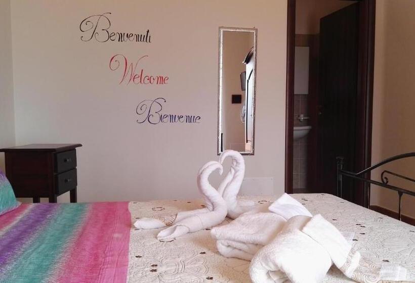 اتاق استاندارد سه نفره, Agriturismo Agri Armonia