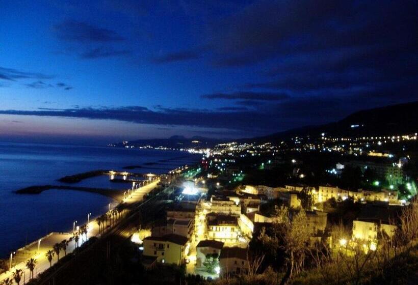 اتاق استاندارد با چشم‌انداز دریا, Agriturismo Agri Armonia