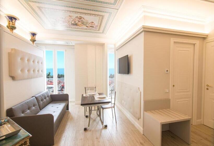 آپارتمان 1 خوابه با بالکن و چشم‌انداز دریا, Opera Arte Suite Apartments