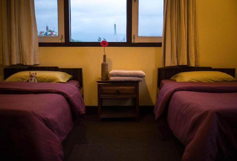 اتاق استاندارد با چشم‌انداز, Swayambhu View Guest House
