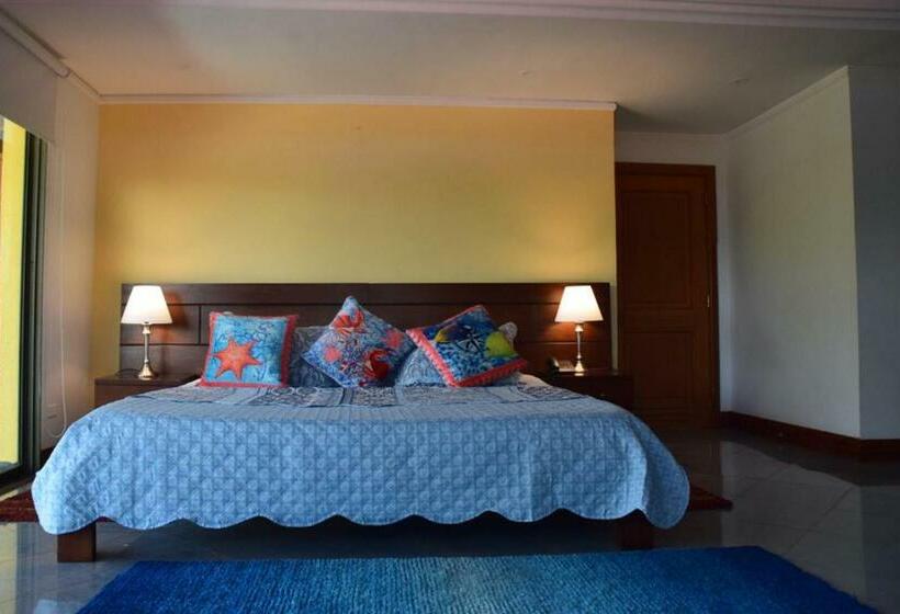 سوییت لوکس, Porto Bello Hotel Boutique