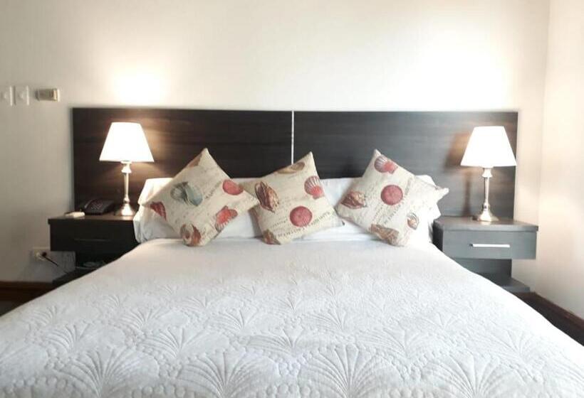 سوییت جونیور, Porto Bello Hotel Boutique