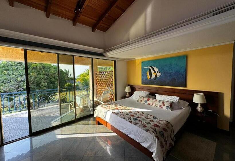 سوییت لوکس, Porto Bello Hotel Boutique