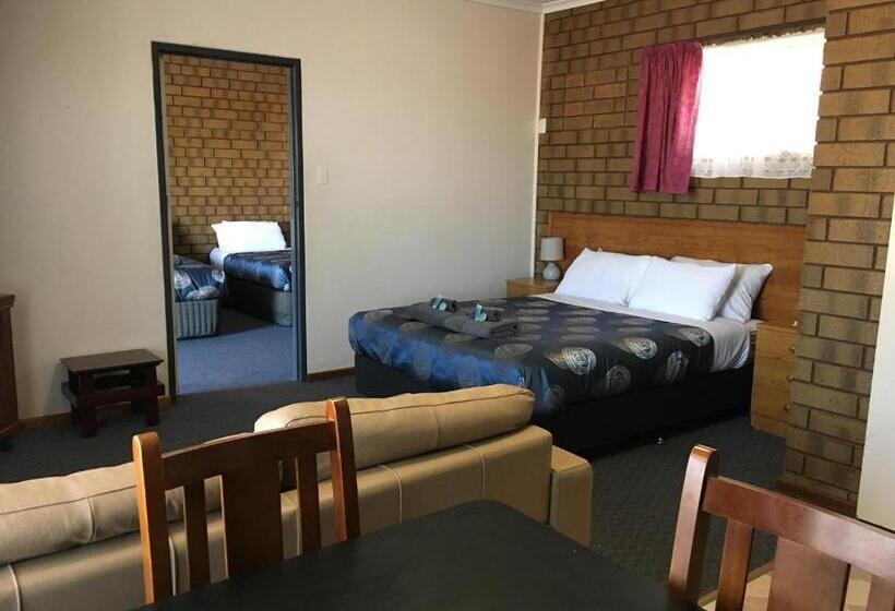 Habitación Familiar, Airport Whyalla Motel