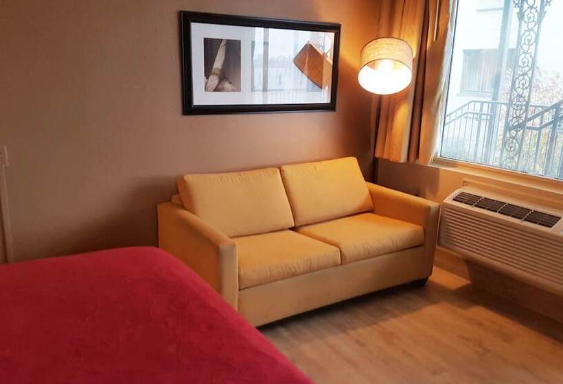 اتاق لوکس یک تخته, Airport Waterfront Inn