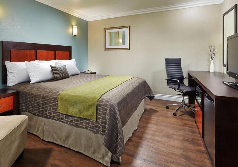 اتاق استاندارد با تخت بزرگ, American Inn Downey