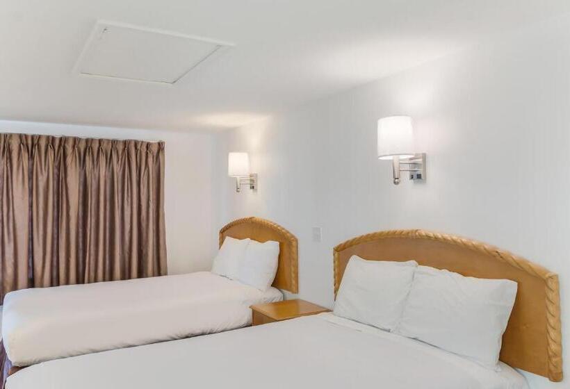 디럭스 룸, America S Best Value Inn & Suites/hyannis
