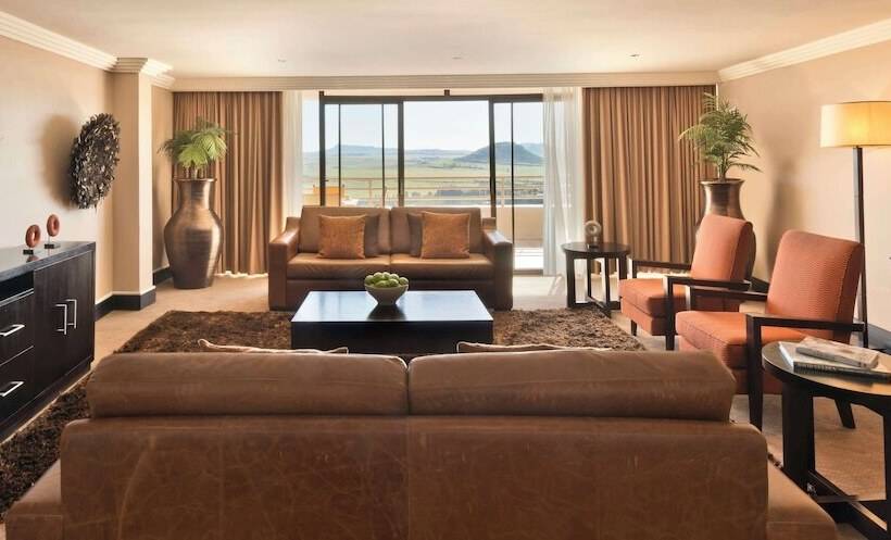 سوئیت پرزیدنت, Avani Lesotho Hotel & Casino