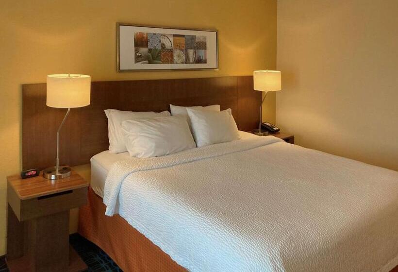 اتاق استاندارد با تخت بزرگ, Comfort Inn & Suites Ankeny  Des Moines