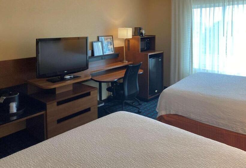 带2个双人床的标准工作室, Comfort Inn & Suites Ankeny  Des Moines