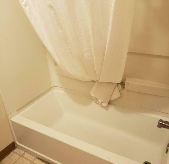 اتاق استاندارد, Cozy Inn