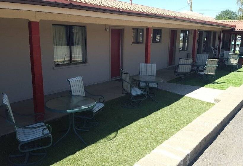 اتاق استاندارد, Cozy Inn