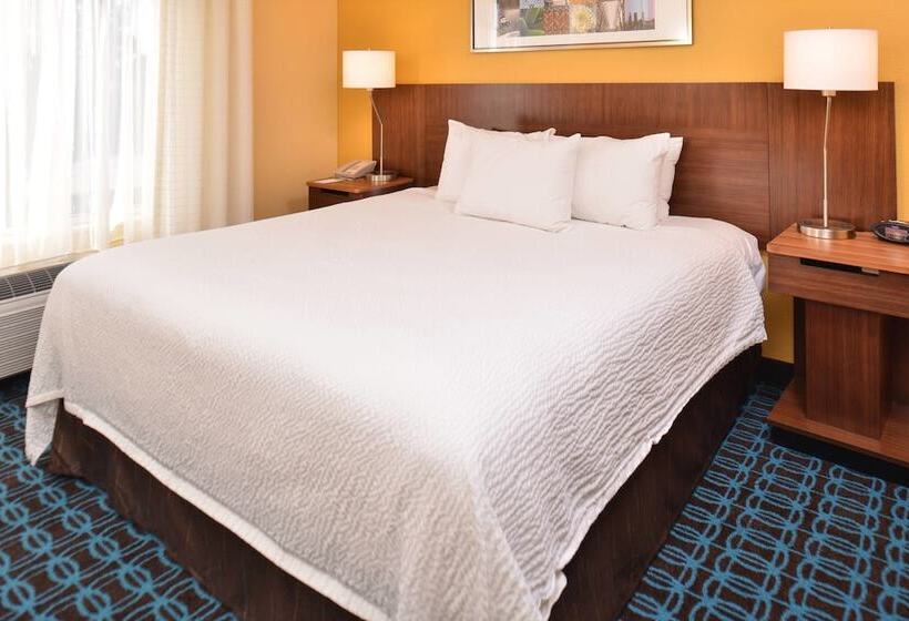 سوییت اجرایی, Fairfield Inn & Suites Louisville North