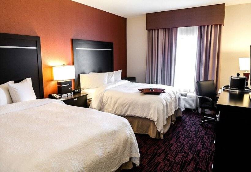 اتاق استاندارد, Hampton Inn & Suites Tulsa/central