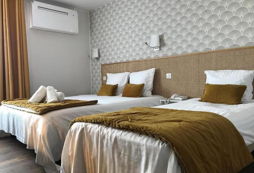اتاق استاندارد سه نفره, Hôtel Le Glacier