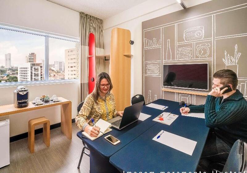آپارتمان 1 خوابه, Ibis Taubate