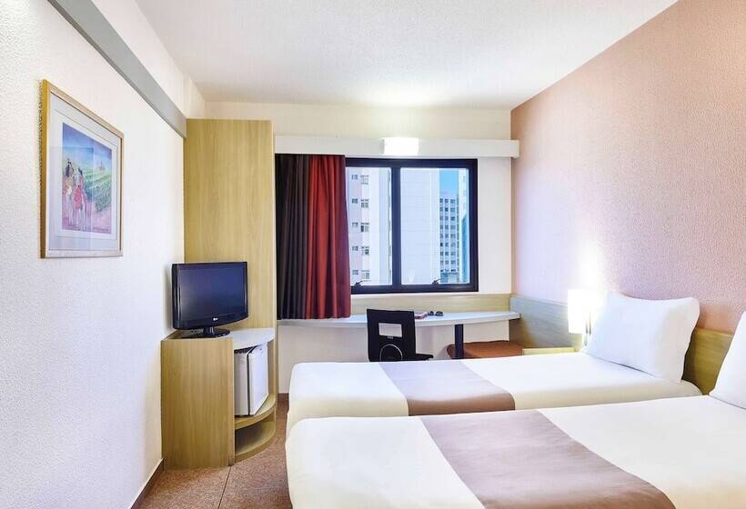 آپارتمان 1 خوابه, Ibis Taubate