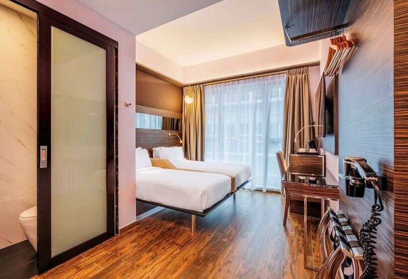 Classic Room, Mercure Singapore Tyrwhitt