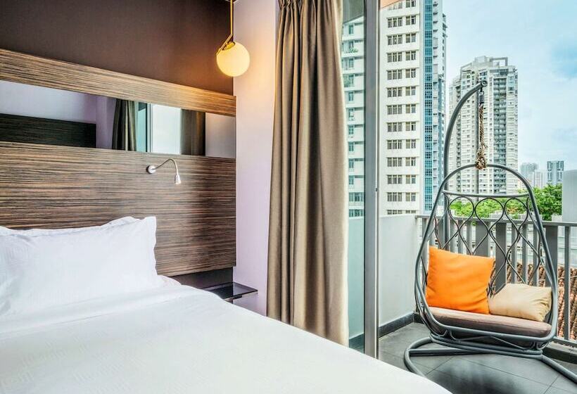 Classic Room Double Bed, Mercure Singapore Tyrwhitt