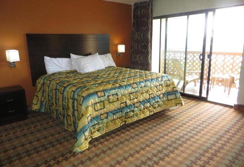 اتاق استاندارد با تخت بزرگ برای معلولان, Ocean Gate Inn
