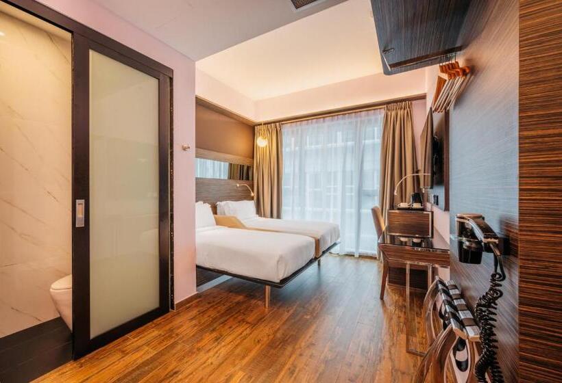 Classic Room, Mercure Singapore Tyrwhitt