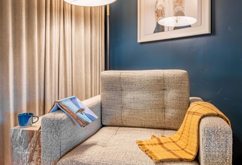 اتاق استاندارد با تخت بزرگ, The Incline Lodge