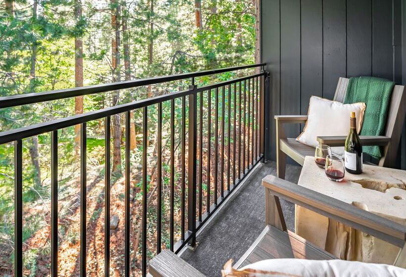 اتاق استاندارد با تخت بزرگ, The Incline Lodge