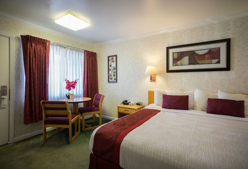 اتاق استاندارد با تخت دوبل, Travelers Inn